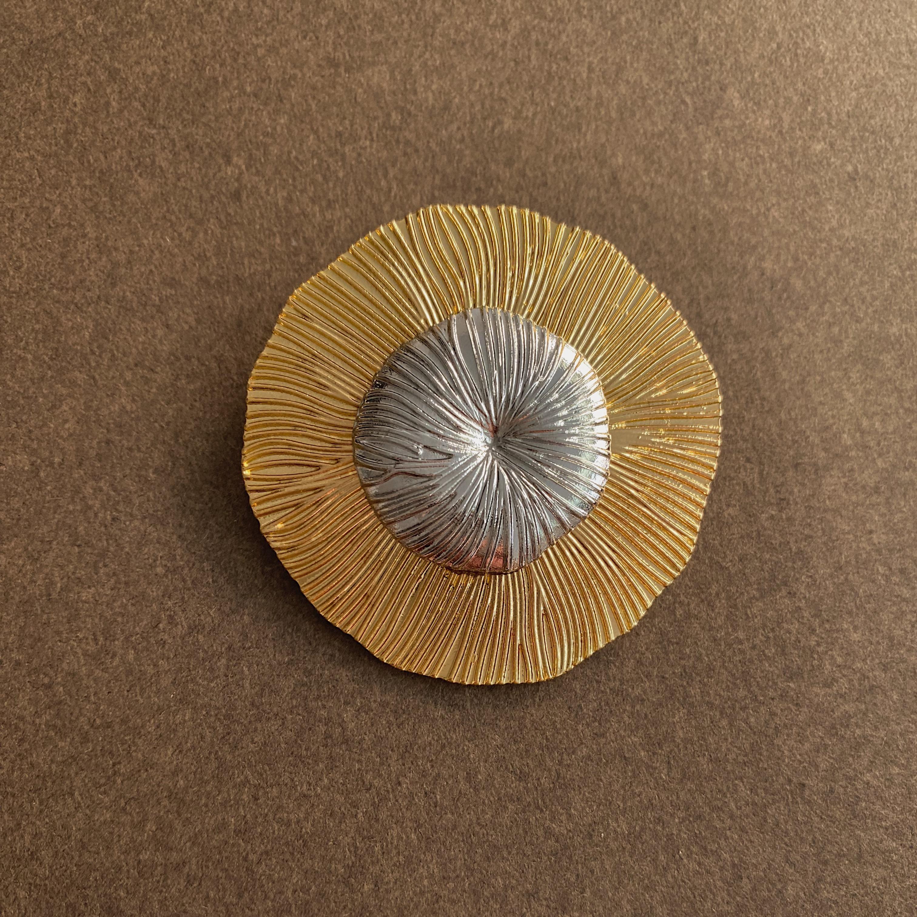 Klassisches Mitteldesign Kristallkappen Schleifenbrosche Anstecknadel für Damen Herren Barockstil Goldfarben Abzeichen Korsagen Schnallen brown