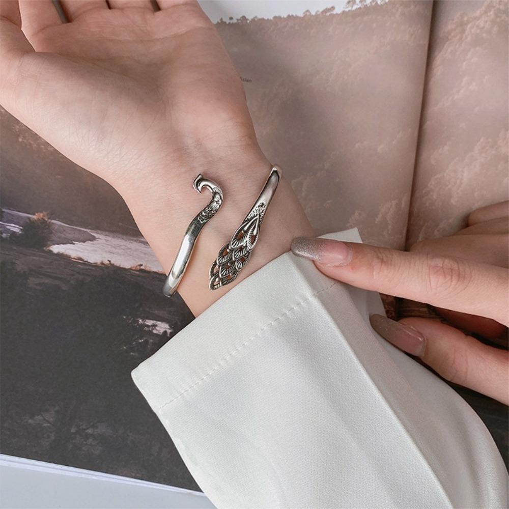Hollow Peacock Opening Bracelet Hand Jewelry Ethnic Style Bracelet  Jewelry Gifts