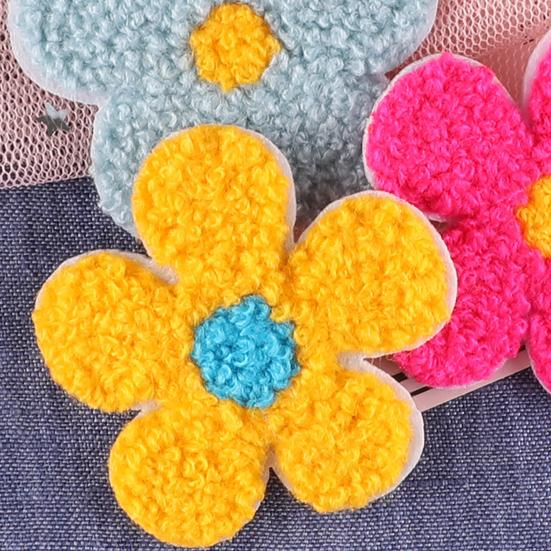 Embroidery Patch Plush Design Bright Color Decorative DIY Colored Floral Cloth Patch Cheongsam Badge for Gift