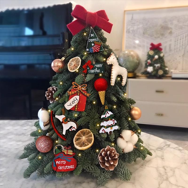 2025 Mini Ozdoby Choinkowe w Stylu Ins: Figurki biurkowe DIY do dekoracji domu