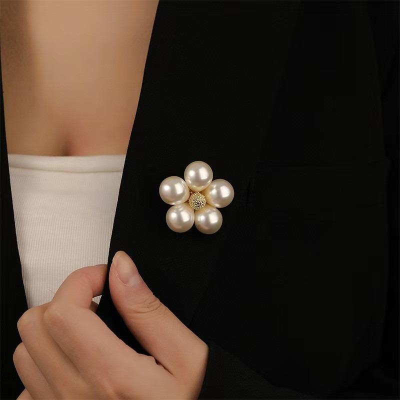 New Alloy Brooch High-end Niche Women's Peony High-end Pin Coat Suit High-end Versatile Brooch