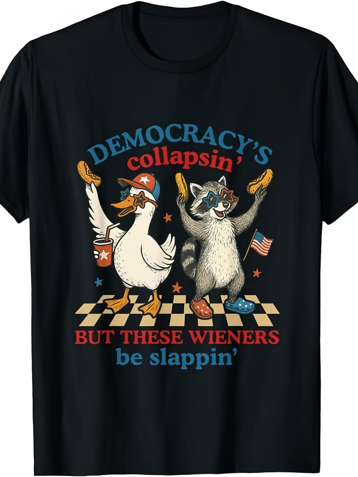 Funny 4th of July Patriotic Raccoon & Goose Graphic T-Shirt - Democracy S Colla S разноцветный