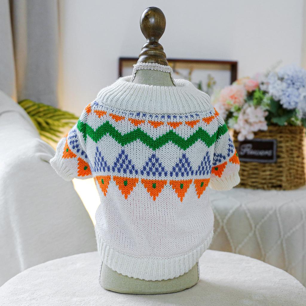 Autumn and Winter Warm and Comfortable Dog Sweater Clothes Pet Cat Clothing Flower Sweater Collection