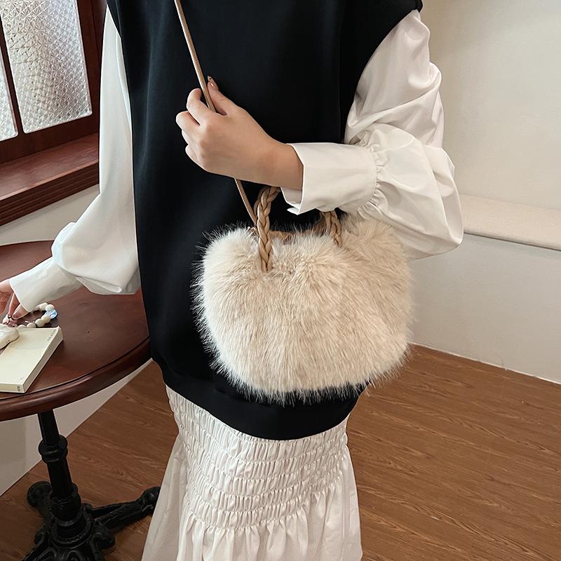 Bag Women's New Cute Fashion Shoulder Casual Versatile Messenger Bag