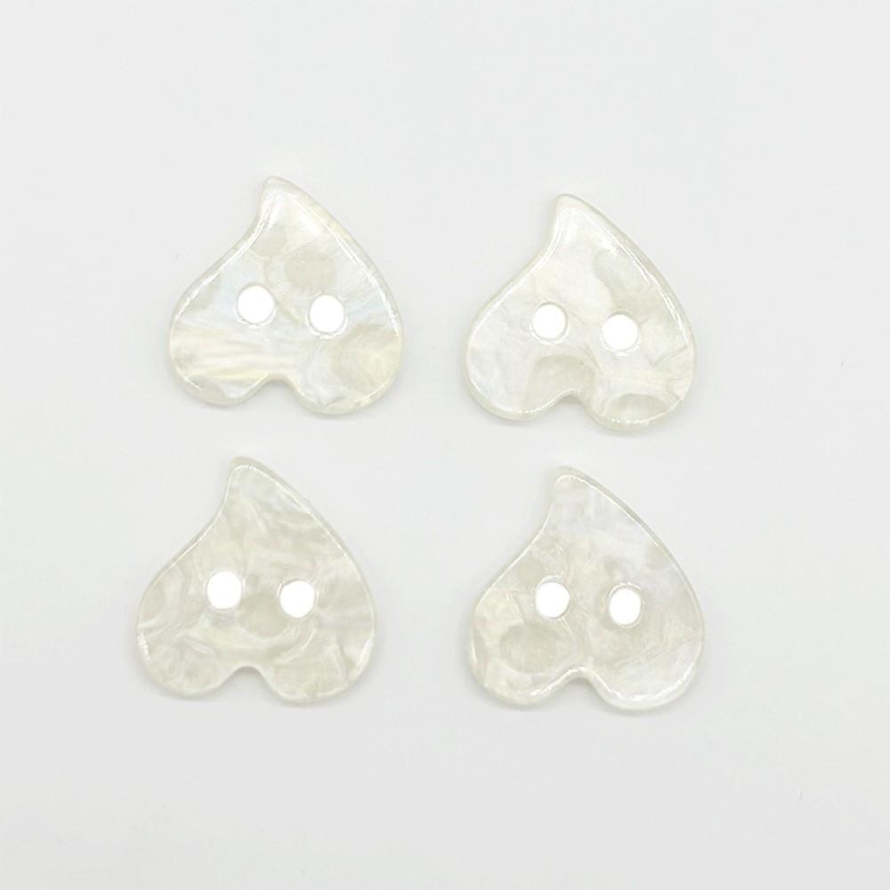 30pcs Fashionable Glossy Surface Heart Buttons Cute Creative Butterfly Buttons 2 Holes White Resin Buttons Clothes Accessories
