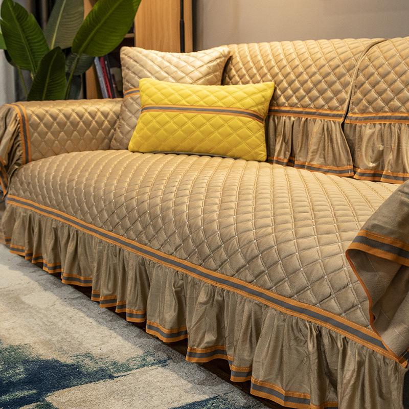 

Короткая плюшевая подушка для дивана простая и однотонная, а утолщенный голландский бархатный чехол для дивана нескользящий и усовершенствованный. 70*70+17cm