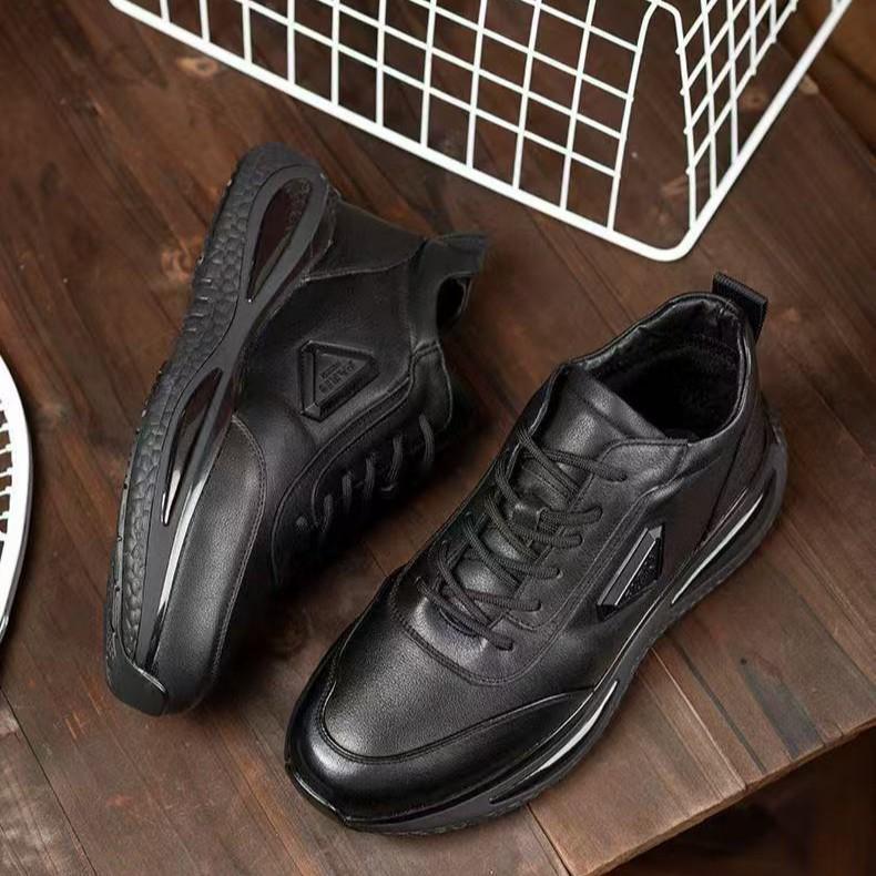 2025 Spring/Autumn Men's Black Casual Soft Leather Sneakers