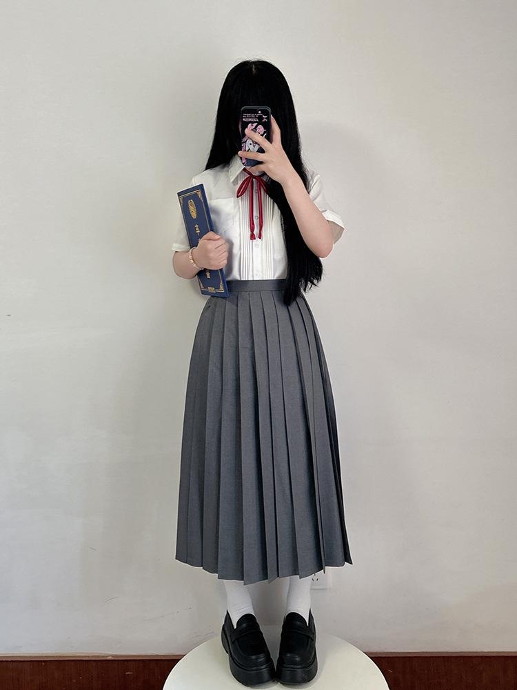 Women's Original Solid Color Pleated Skirt: Short, Medium, and Long Options for Student Graduation Photos