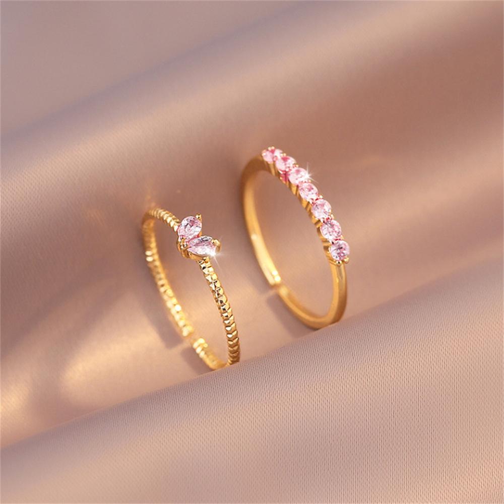 2PCS/1set Aesthetic Elegant Dainty Crystal Heart Rings Women Girls Gold Color Stackable Delicated Love Finger Ring Set Jewelry
