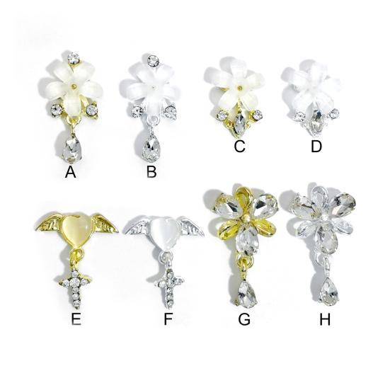 10 Pezzi Decorazioni per Unghie Forma Creativa Superficie Lucida Effetto Visivo Stupefacente Scintillante Ampia Applicazione Decorativo 3D