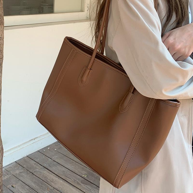 Retro Large-capacity Bag Women's Bag Trendy Korean Version of The Wild Tote Bag Fashion One-shoulder Commuter Bag