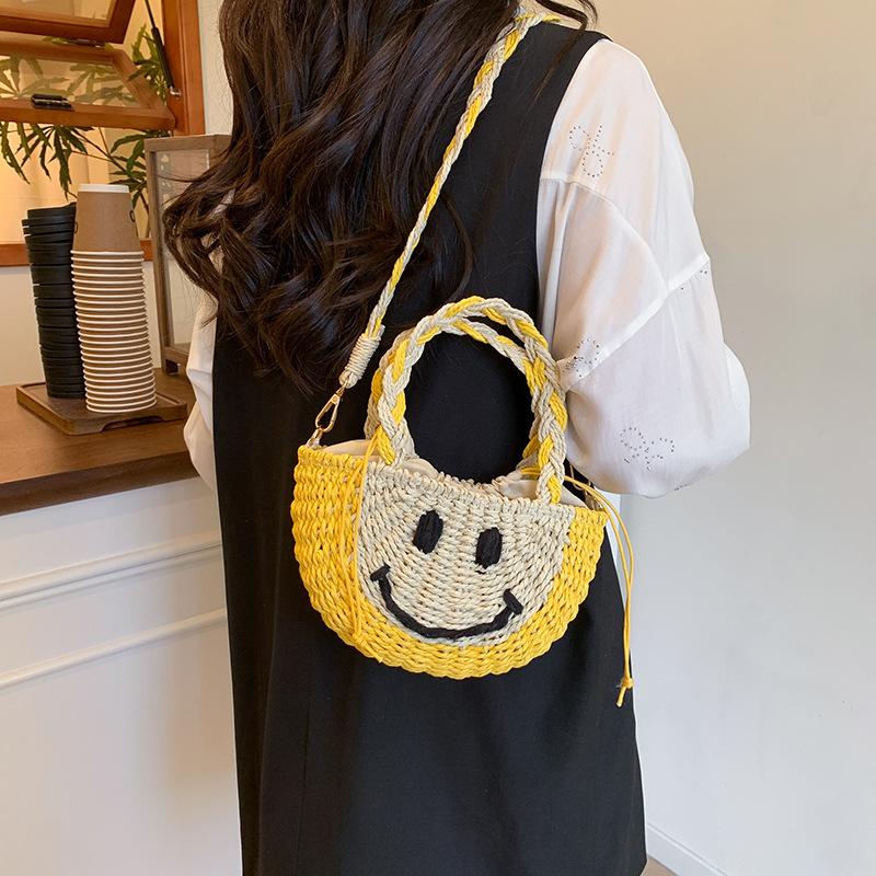 Schoolbag Women's Yellow Cute Little Fragrant Style Personalized Woven Smiley Face Contrasting Colors Commuter Bag 25 New Shoulder Messenger Bag