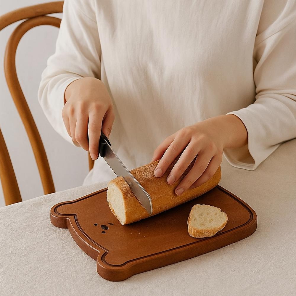Cute Design Bear Cutting Board Solid Wood Bread Board Ebony Wood Cutting Board  Bread Cutting