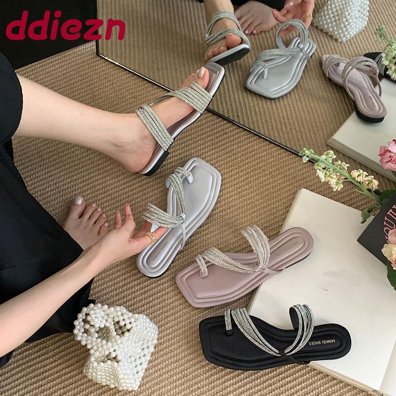 Fashion Summer Beach Footwear Slides Women Flats Slippers Shoes Luxury Female Sandals Fashion Rhinestones Ladies Flat Slippers Shoes