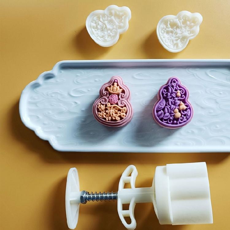 Cute Gourd Shape Mooncake Moulds Mooncake Molds Plastic Material Mooncake Tools