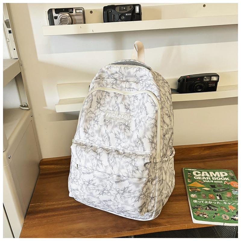New Junior High School Girls Korean Joker Large Capacity Backpack Korean College Style American High Street Travel Bag Backpack.