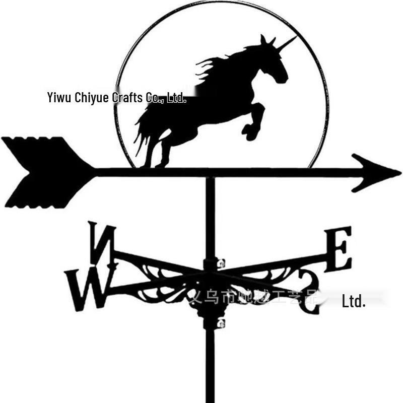Weather Vane Ornament: Outdoor Wrought Iron Spray-Painted Roof Decoration Metal Craft