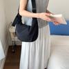 Shoulder bag Japanese bag Summer women's 2025 new messenger bag Fashion underarm bag Moon tooth bag Foreign style dumpling bag
