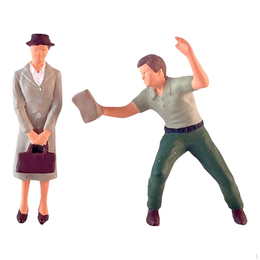 2 Pieces 1/64 People Figures Set Layout S Scale DIY Projects Micro Landscape Movie Props Resin