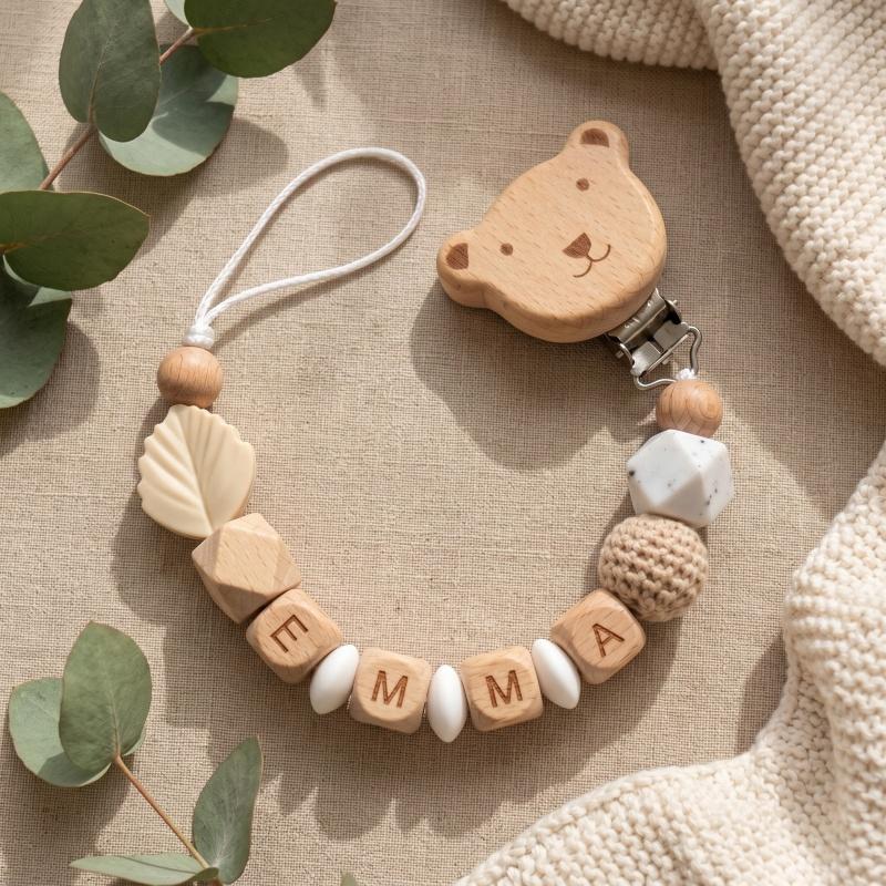 Suport Personalizat pentru Suzetă Nume Personalizat Silicon Mărgele de Lemn Lanț pentru Dentitie Bebeluși Suport pentru Suzetă Fără BPA Cadou pentru Baby Shower Nou-născut gray
