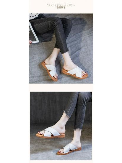 2025 Špičkové dámské módní sandály z pravé kůže - Všestranná plochá plážová obuv