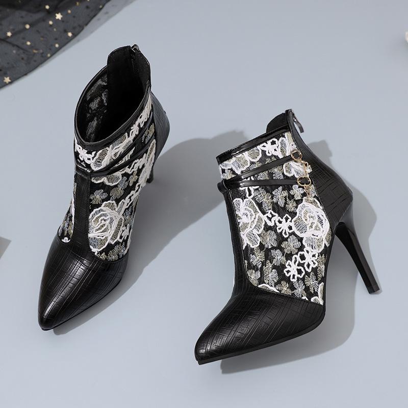

Large size sandals European and American spring and summer hollow mesh high heel flower sexy pointed cold boots 42 чорний