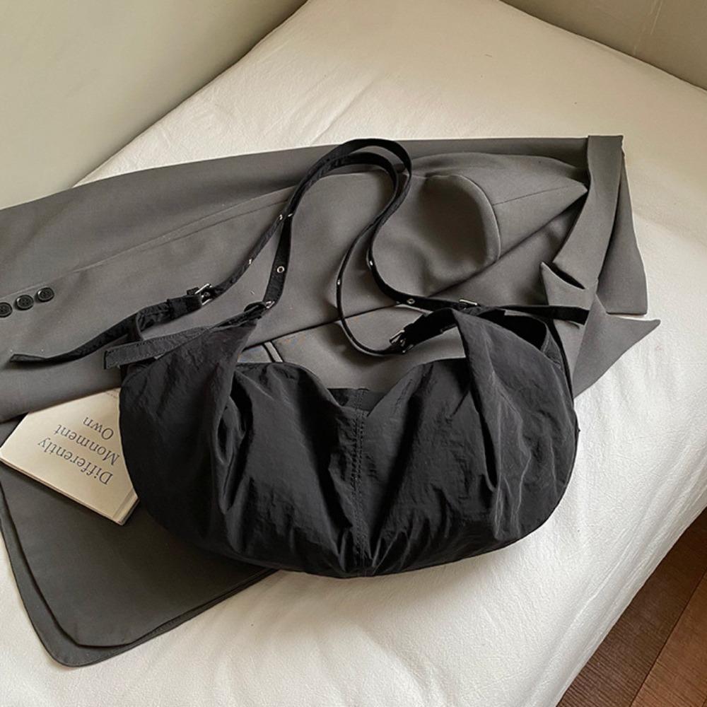 

Lightweight Nylon Crossbody Bag Canvas Dumpling Bag Fashion Nylon Shoulder Bag Streetwear