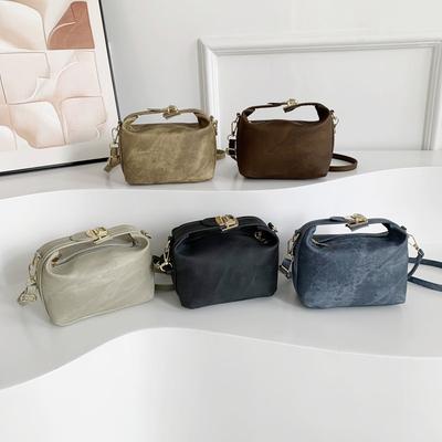 New Solid Color Personality Trend 2025 Texture Early Spring Simple Retro Casual Shoulder Crossbody Portable Small Square Women's Bag