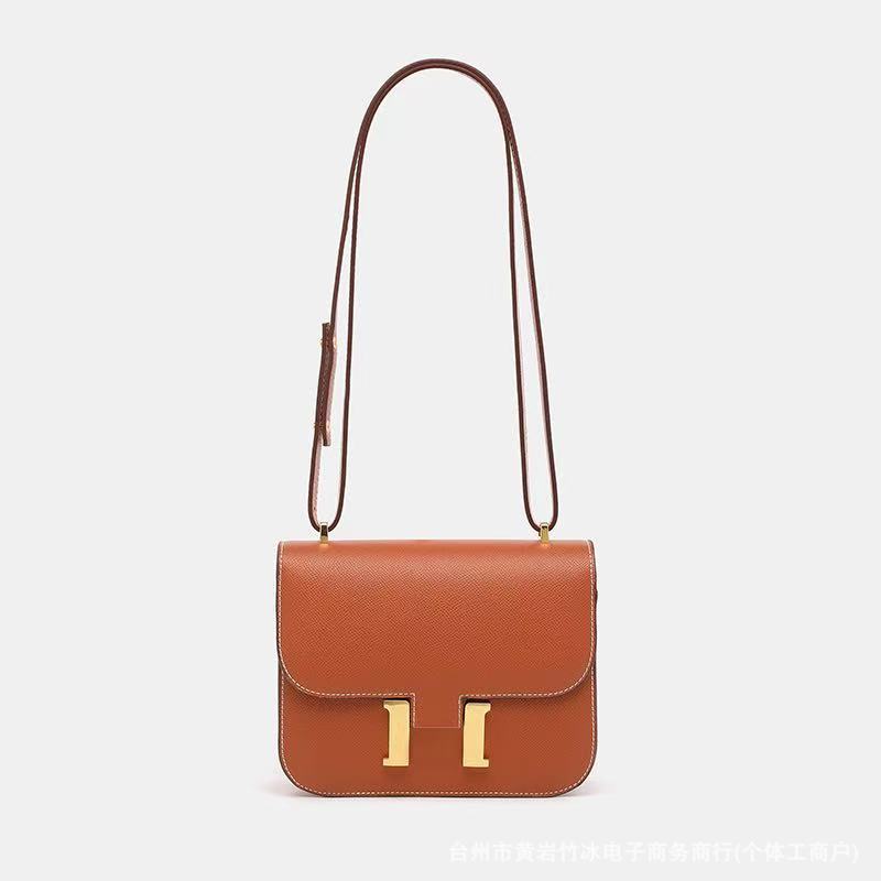 

Leather bag Palm pattern lock Crossbody underarm small square bag One shoulder tofu bag Women s bag Large size 23 коричневий
