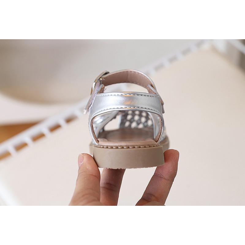Girls Bow Decor Woven Hollow Out Closed Toe Sandals