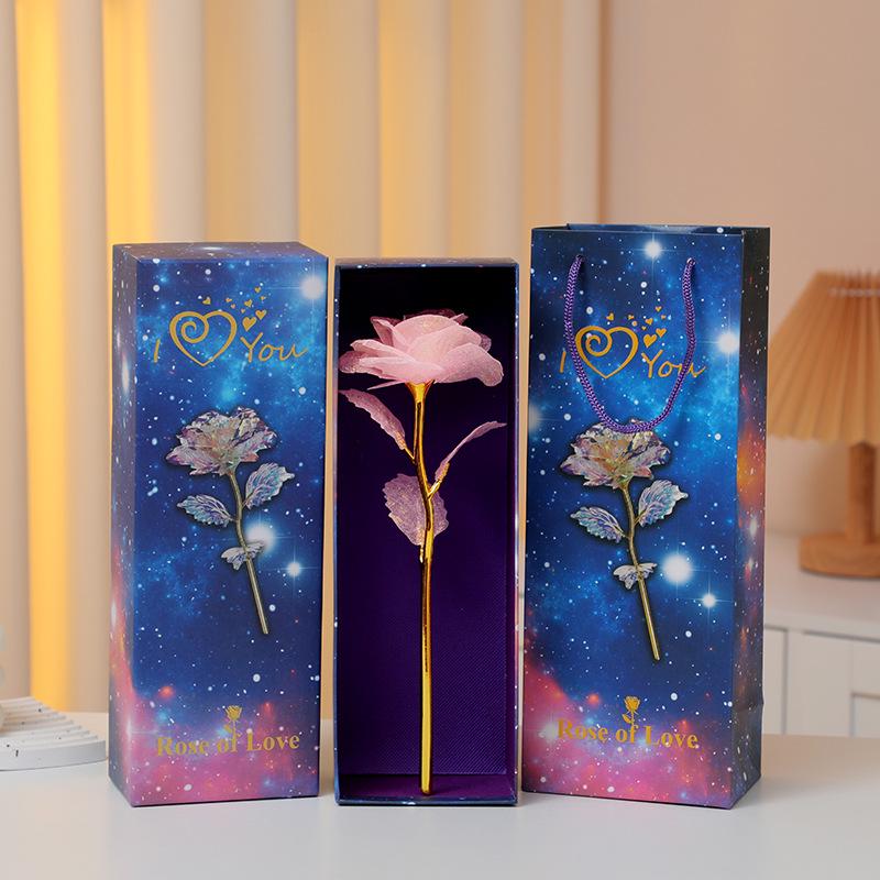 Φωτεινή Ανθοδέσμη με Τριαντάφυλλα από Φύλλο Χρυσού 24Κ: Διατηρημένα Τεχνητά Λουλούδια για την Ημέρα του Αγίου Βαλεντίνου, την Ημέρα της Μητέρας και τα Γενέθλια