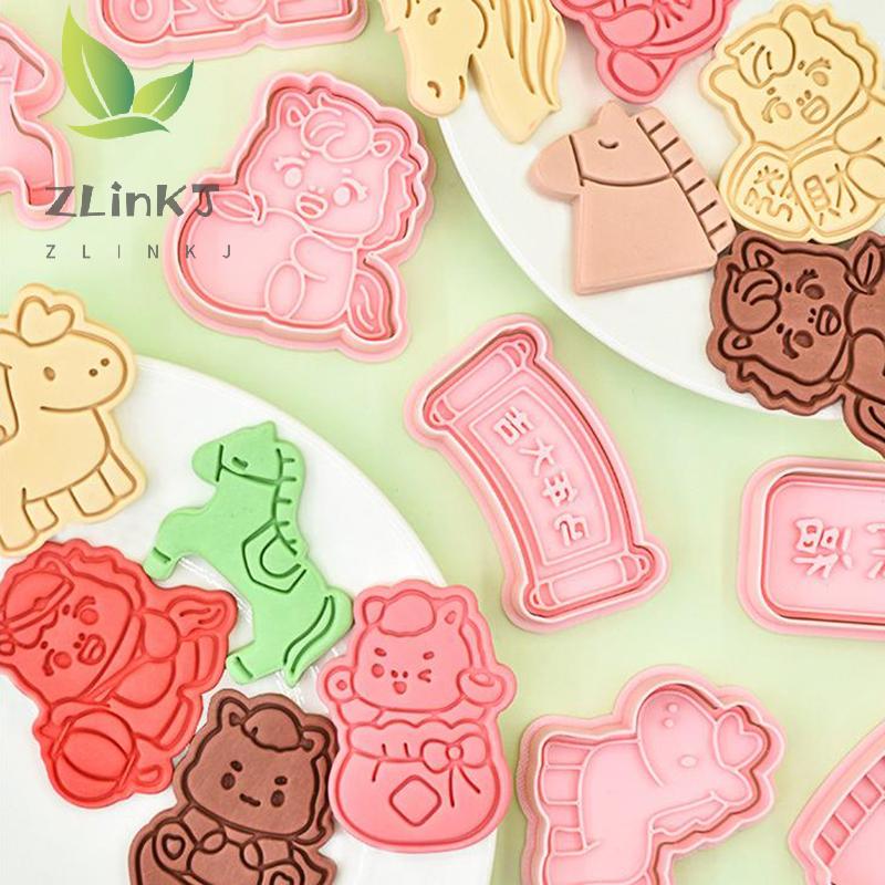 Year Of The Horse Cookie Cutters Chinese New Year 3D Cartoon Horse Shape Pressable Biscuit Mold Cookie Stamp Kitchen Baking Tool