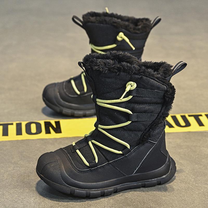 

Сноубутсы для девочек (с двумя цветами шнурков) нескользящие 2025 зимние детские короткие ботинки с добавлением хлопка, теплые хлопковые ботинки 40 чёрный
