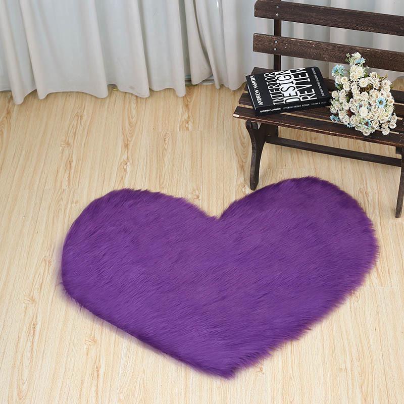 

Милый плюшевый коврик в форме сердца, вдохновленный австралийской шерстью 30x40 Heart