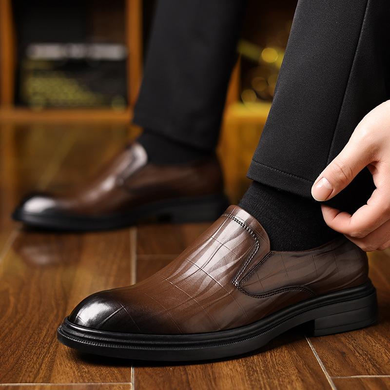 Autumn New Designer Dress Shoes for Men Fashion Casual Work Wedding Shoes Male Solid Color British Style Cow Leather Shoe Man