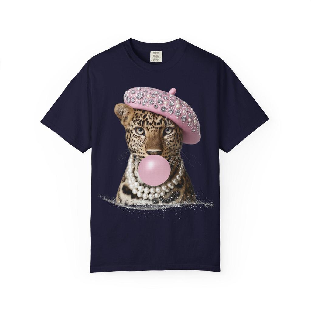Comfort Colors® Leopard in Pink Beret Bubblegum, T-shirt ,Chic Leopard Graphic Tee, Fashion Animal Shirt,Trendy Streetwear Gift for Her