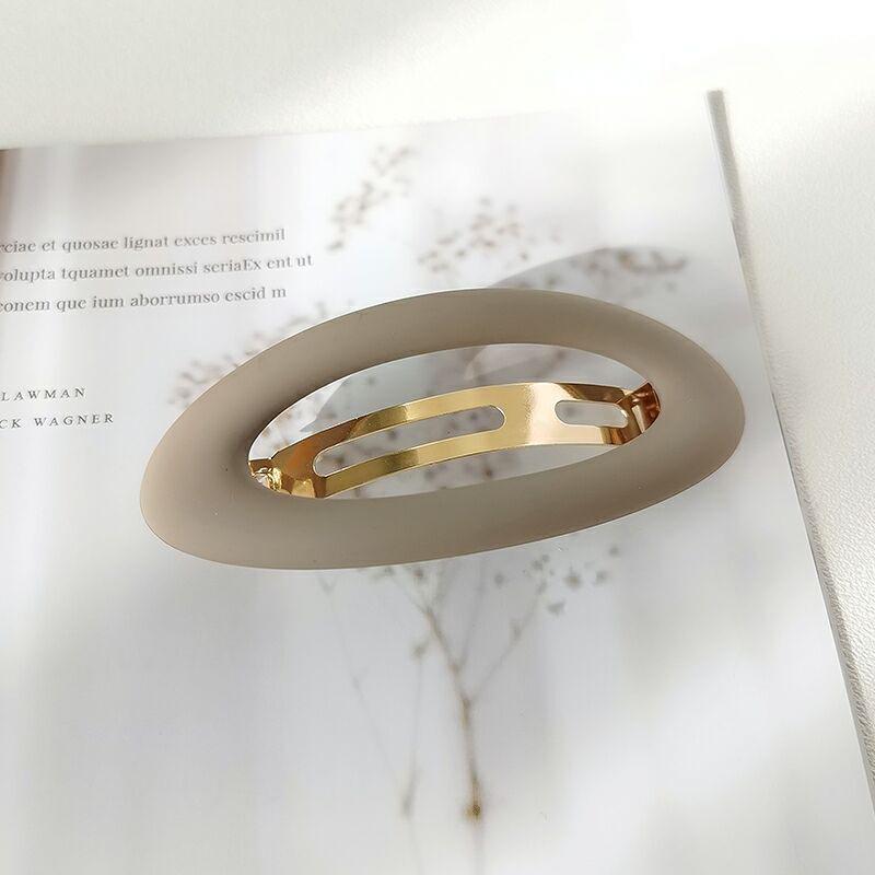 Minimalistická matná pružinová spona do vlasů pro dívky - Všestranná a stylová korejská boční sponka