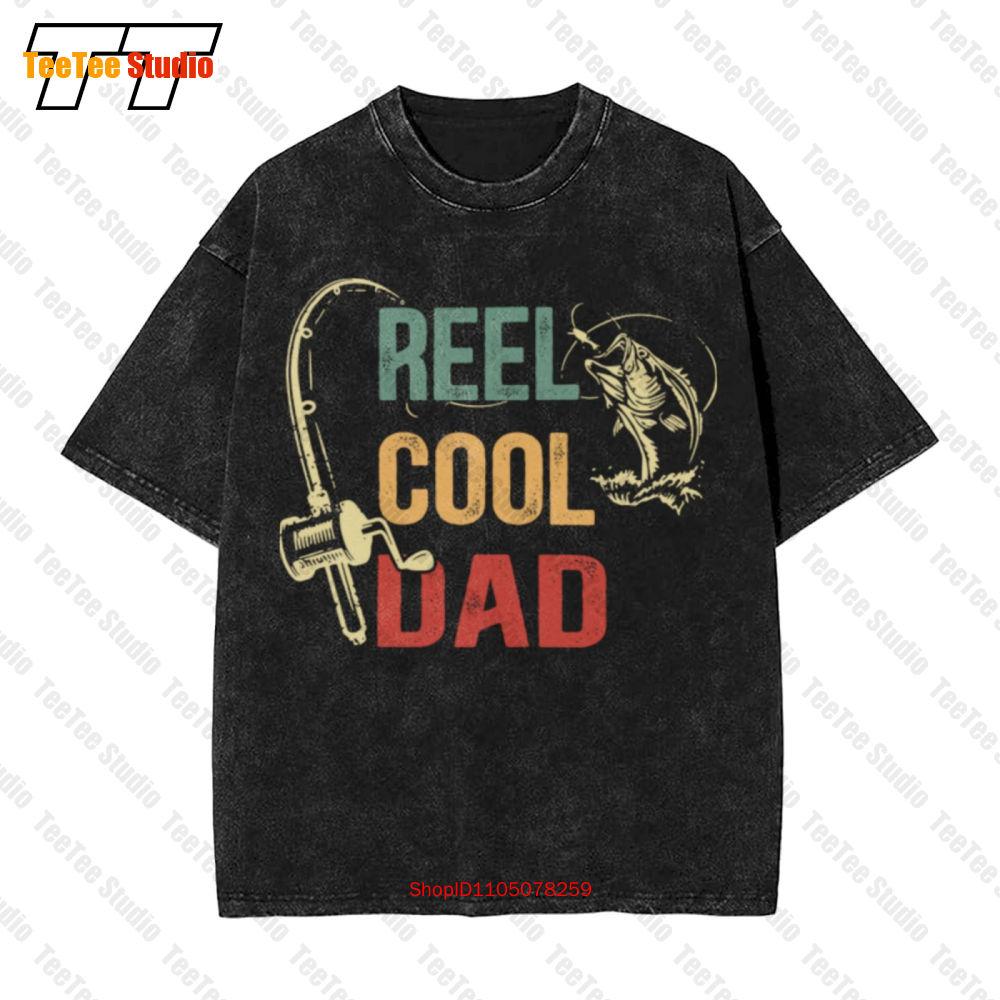Reel Cool Dad Fishing Sunglasses Vintage Oversized TShirt UCJB S