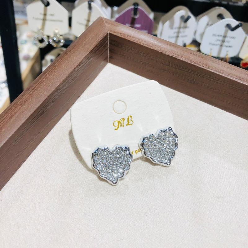 Fashion Exquisite Mini Premium Feel Zircon Earrings Women Jewelry Making Commemorative Gift Heart Shaped Earrings