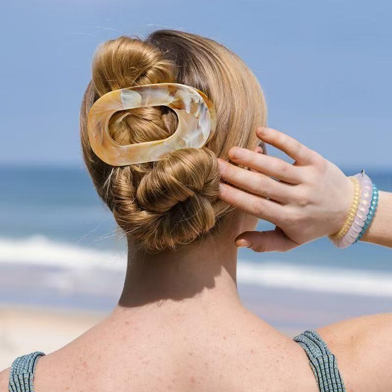 Marble Gradient Oval Claw Hair Clip - Gentle On Hair, Stylish Design, Premium Quality