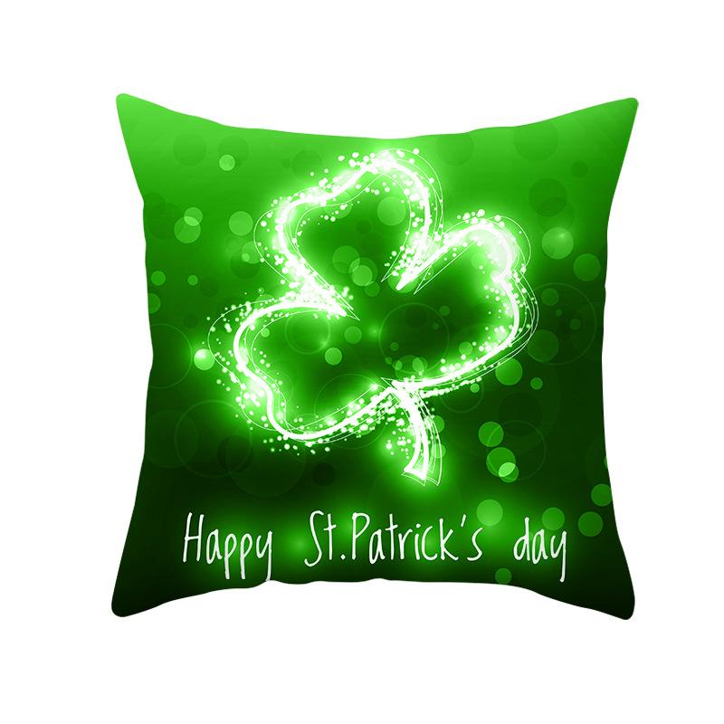 Home St. Patrick's Day Green Peach Velvet Cushion Cover National Day Four-Leaf Clover Cushion Cover