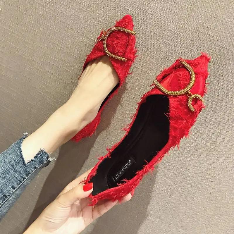 Fashion Diamond Bride Pointed Toe Woman Flats Slip-on Low Heel Elegant Red Cheap Liquidation Sale Quick Delivery Young Shoes for Women