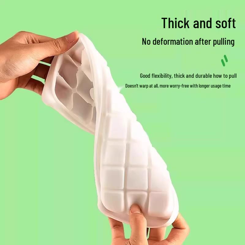 Silicone Ice Cube Tray with Lid, Food-Grade Storage Box for Homemade Ice Pellets