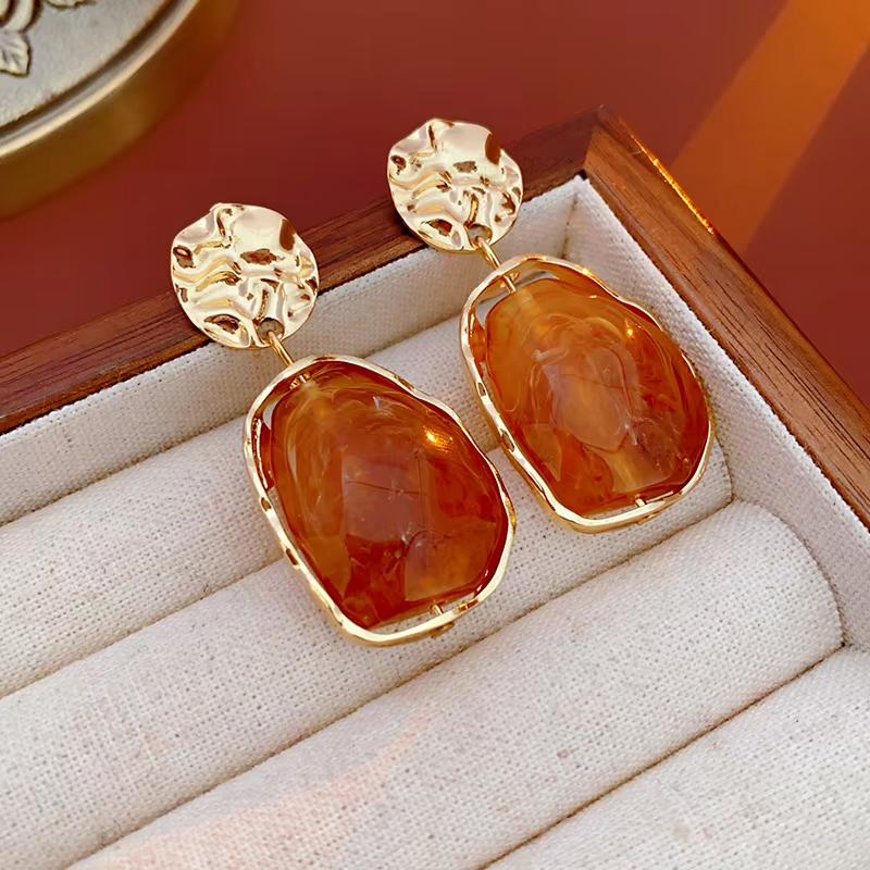 Vintage Brown Resin Droplet Pendant Earrings for Women Luxury Color Blocked Oval Long Earrings Commuting Versatile Jewelry коричневый