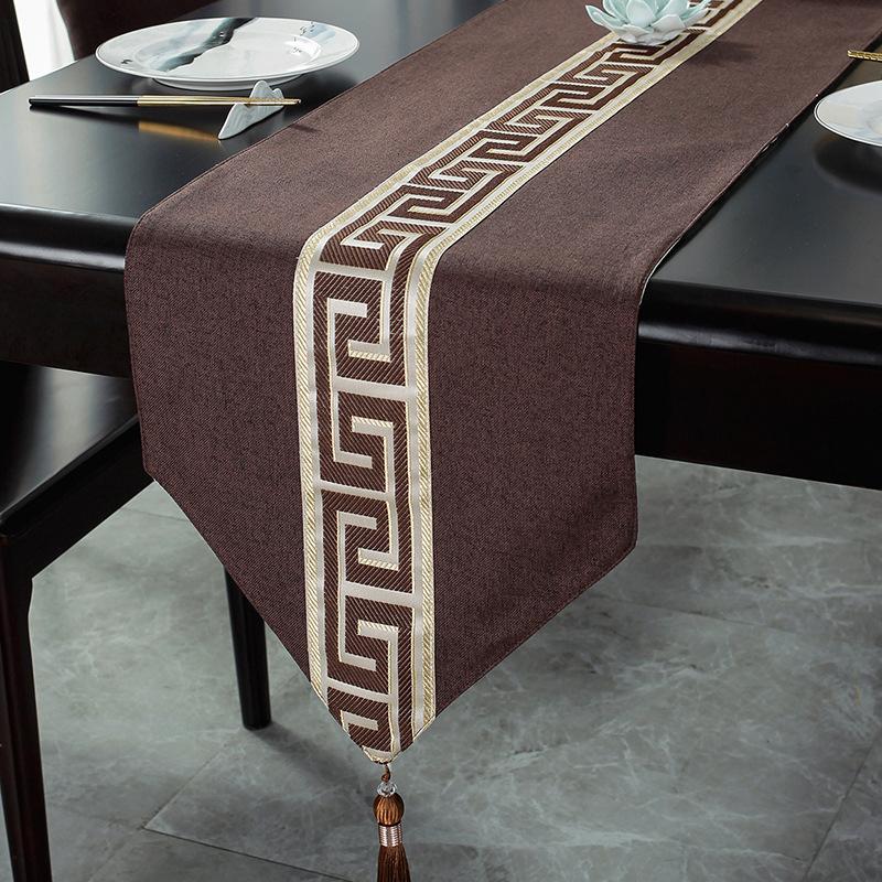 European Jacquard Table Flag Tea Table and TV Cabinet Anti Slip Long Towel Beaded Tassel Pendant Furniture Decoration Tablecloth