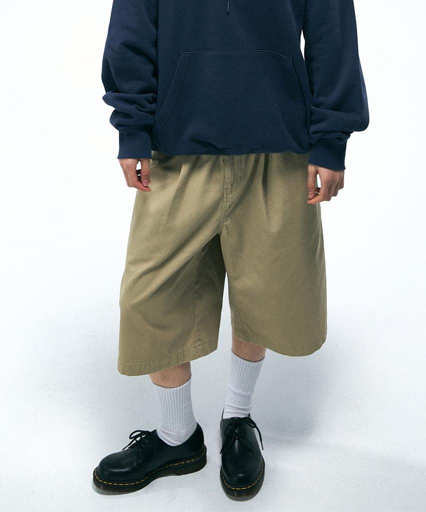 YESEYESEE C Logo Wide Shorts Beige
