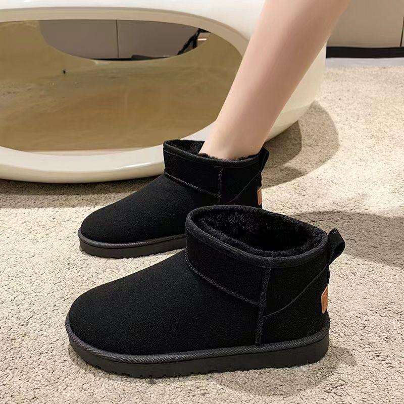 Women's 2023 New Snow Boots: Thick Cotton, Velvet-Lined, Mid-Tube Design for Quick One-Step On.