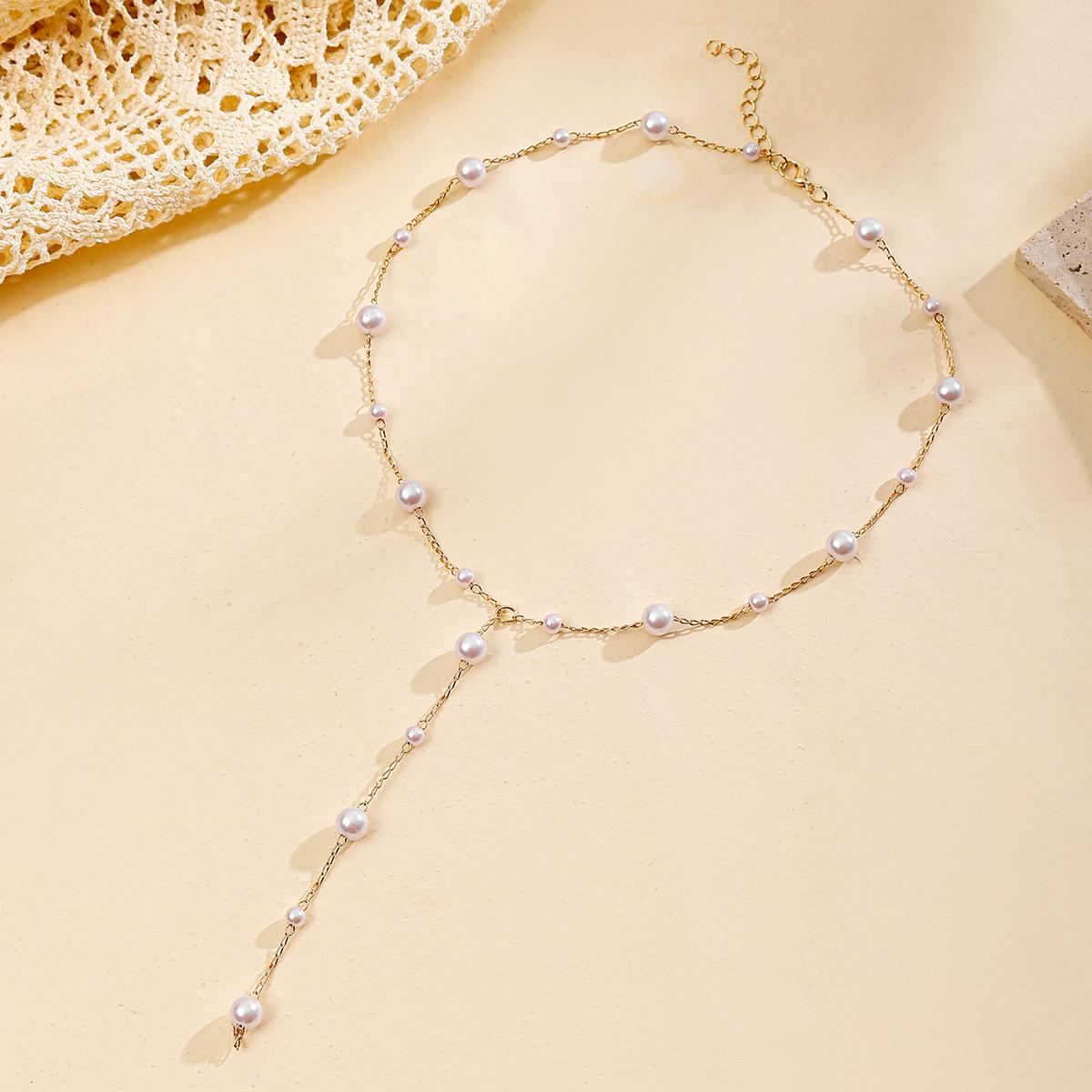 

1 PC Long Ladies Imitation Pearl Necklace, Winter Sweater Chain, Suitable For Daily Wear перлина білого кольору