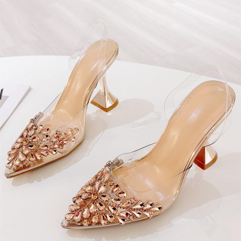 

Модные Роскошные Сандалии Женские из Прозрачного ПВХ со Стразами с Острым Носком на Тонком Каблуке Дизайнерские Летние Модные Сексуальные Банкетные Туфли для Платья 35 шампанского