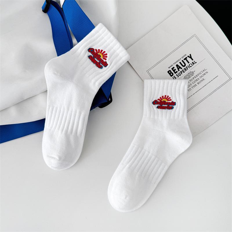 Cityboy Skateboarding Mid-Calf Socks: Trendy Embroidered Street Style for Men & Women